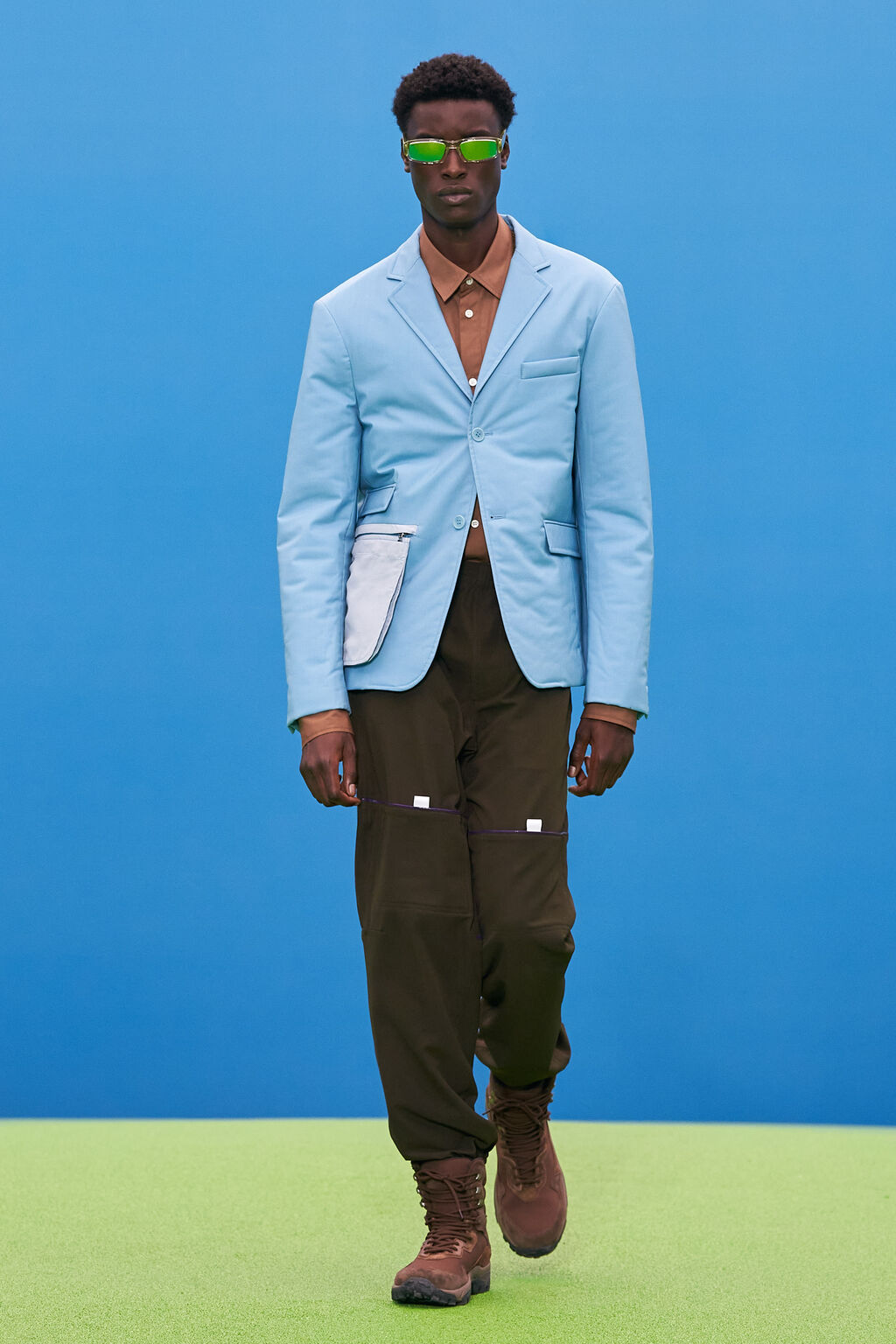 Look 40